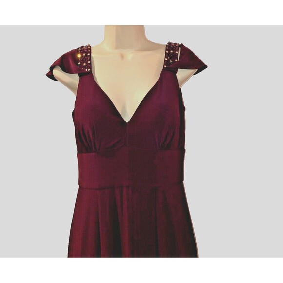 NWT! Betsy & Adam Jeweled Wine Color Size 4 Formal Gown Peek A Boo Sleeve - Picture 11 of 15